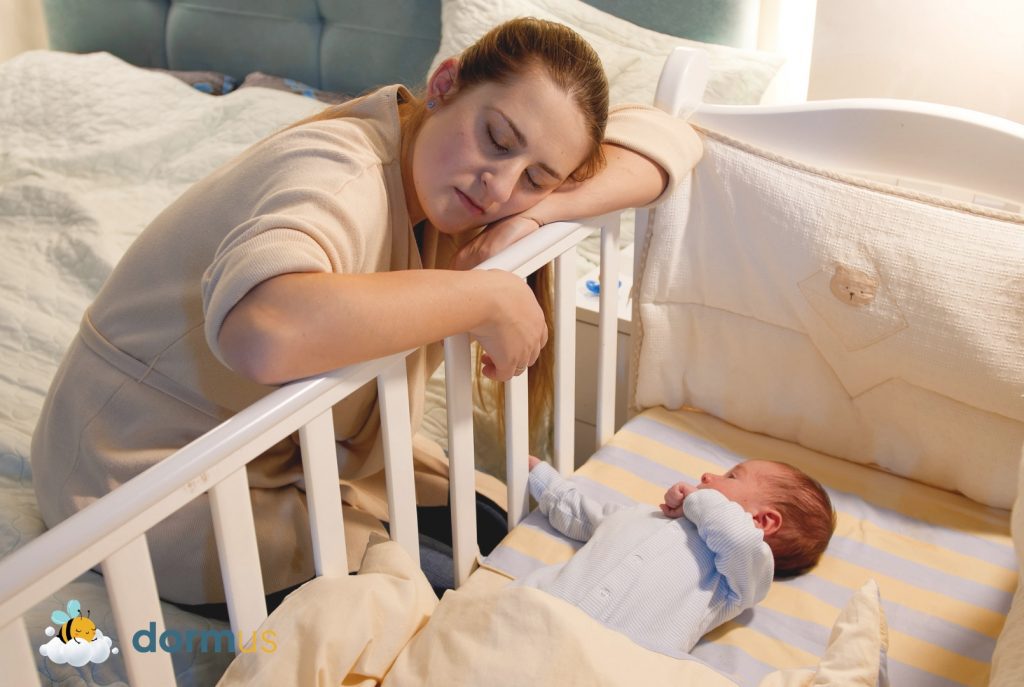 ¿Es normal que mi bebé no duerma?